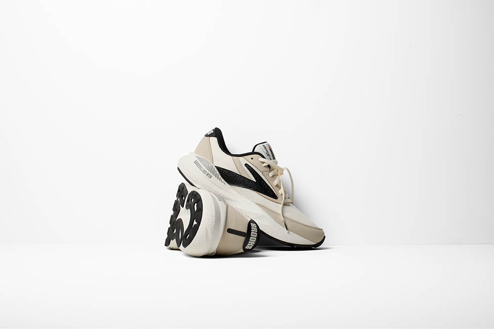 AdrenalineGTS24 (アドレナリンGTS24 ブラック/ホワイト2)