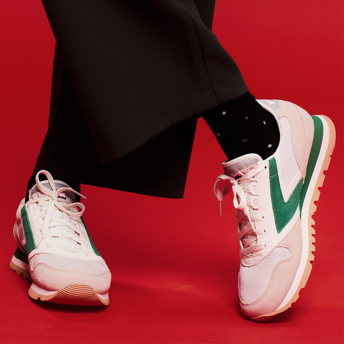 CHARIOT (チャリオット ホワイト/グリーン)