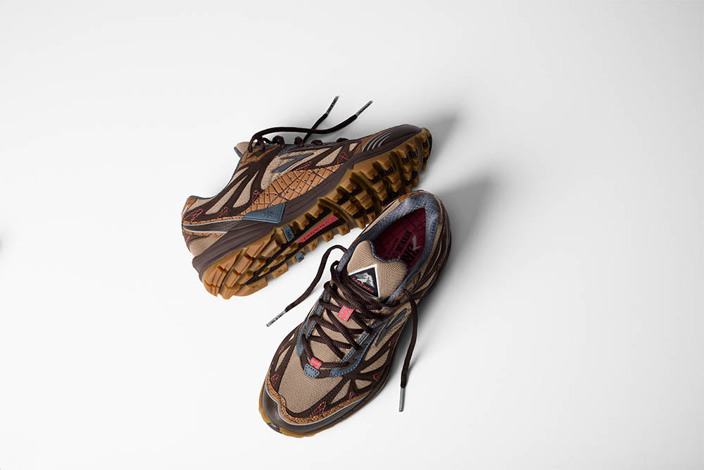 STAPLE x Cascadia 1 (ステープル×カスケディア１ ブラウン)