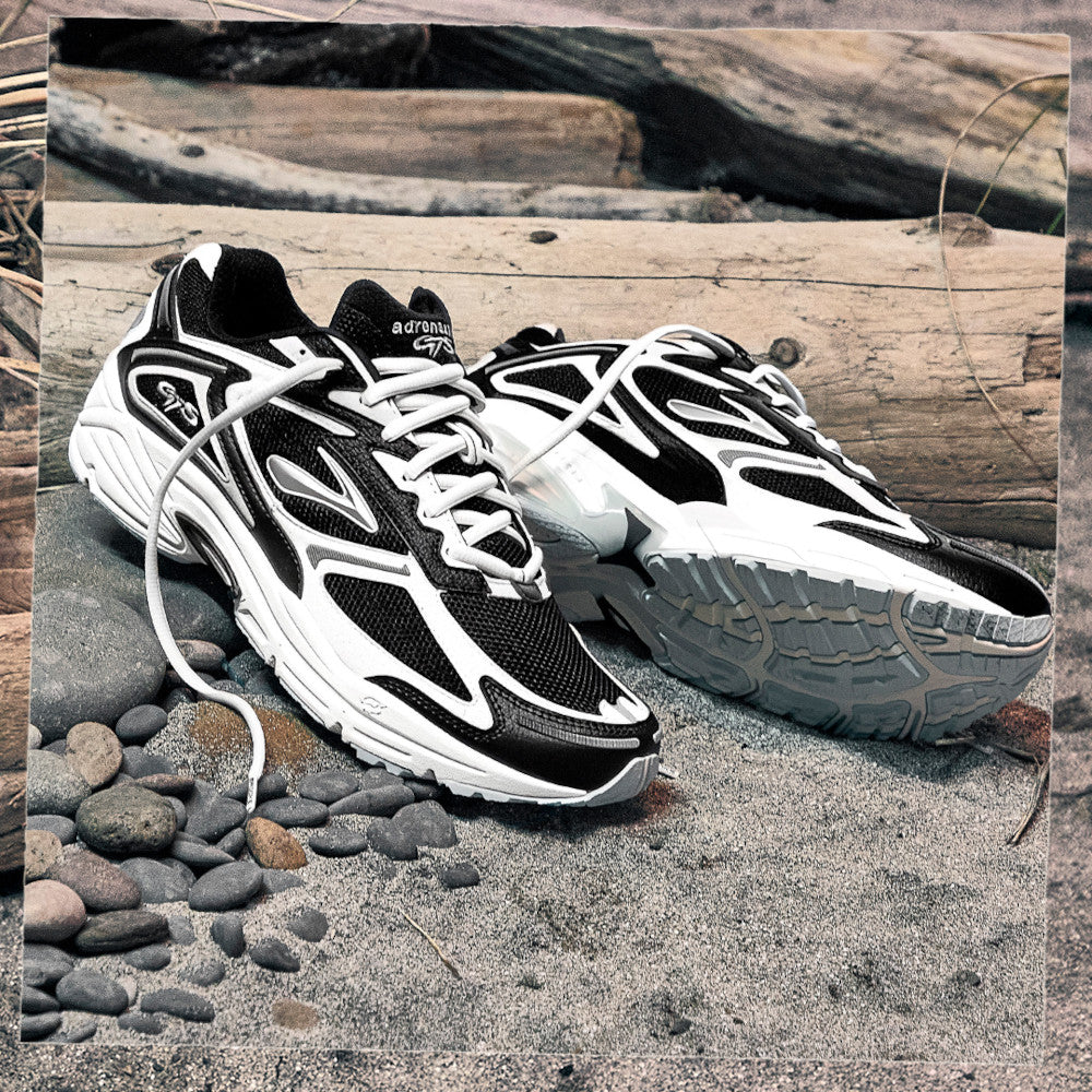Brooks Adrenaline GTS 24 Women's Black/Biscuit – Holabird Sports